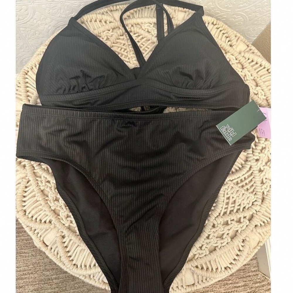 Black Bikini Set